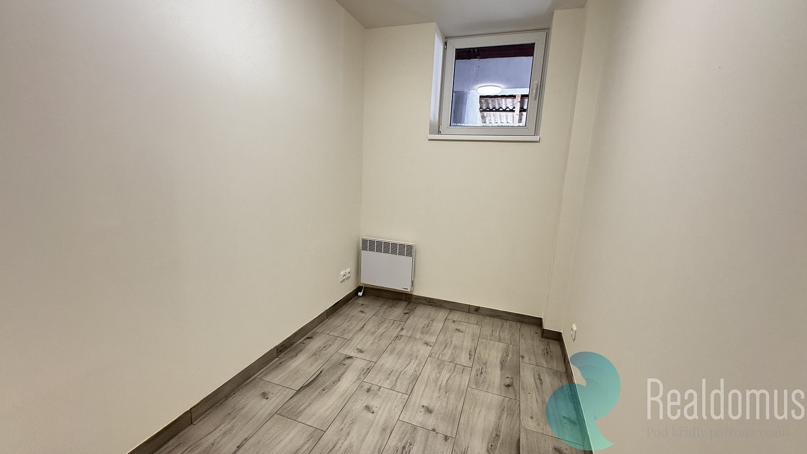 Pronájem bytu 1+1 30 m² — photo 4