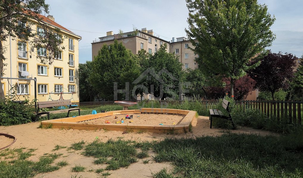 Prodej bytu 3+kk 72 m², Praha – náhled fotky 15