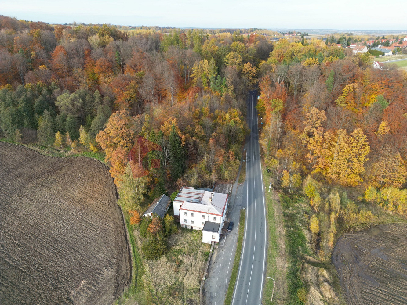Prodej nájemního domu, činžáku 320 m² – fotografie 2