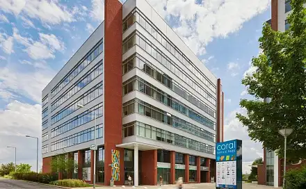 Pronájem kanceláře 924 m²