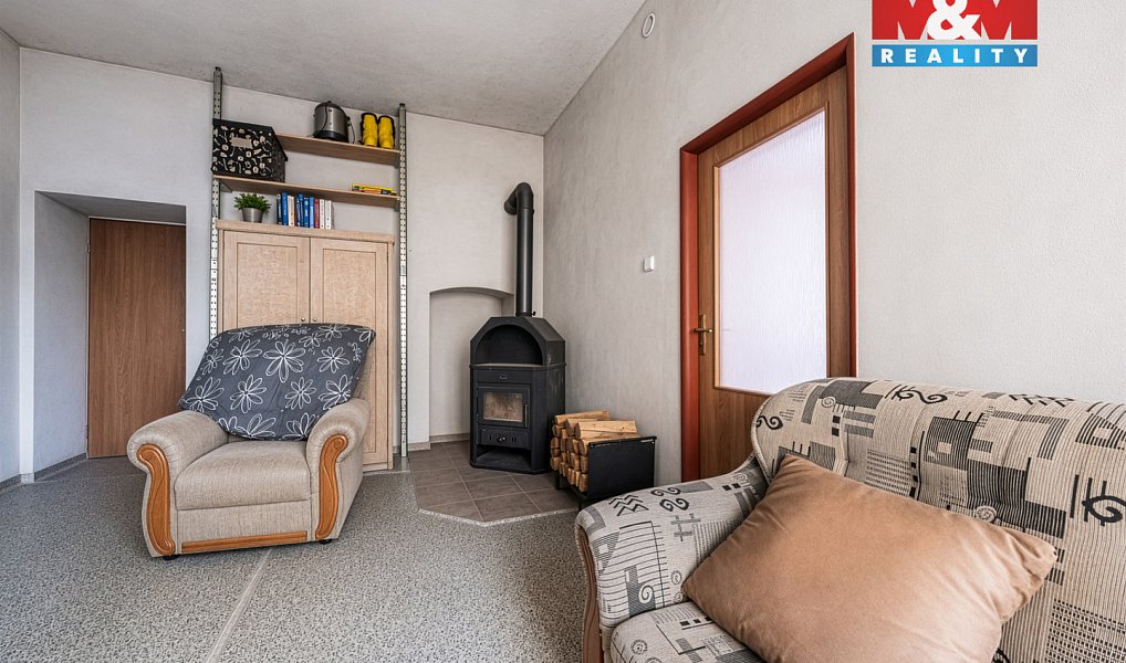 Prodej ubytovacího objektu 240 m², Kašperské Hory – náhled fotky 8