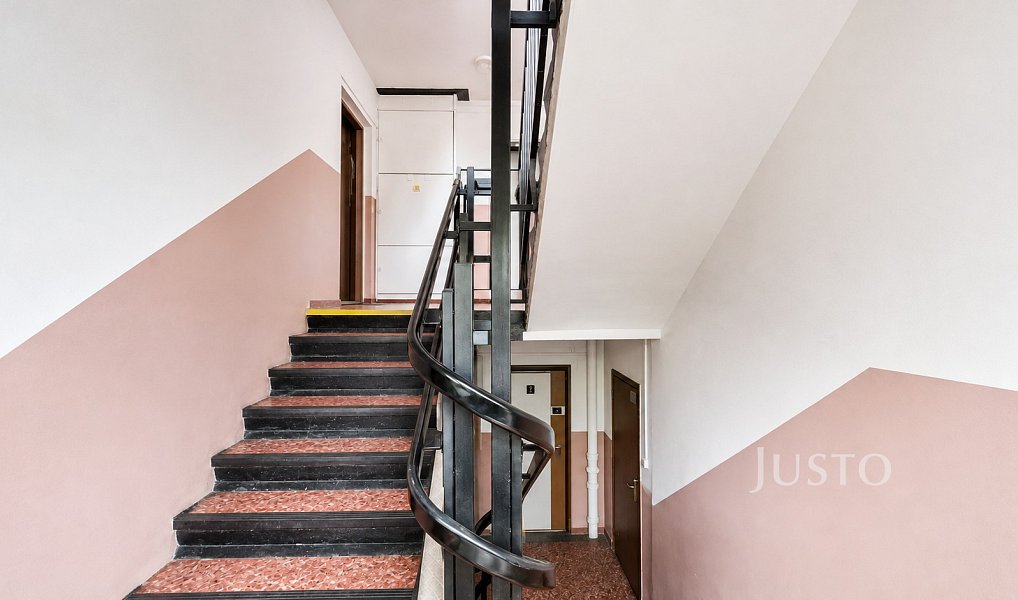 Prodej bytu 4+kk 77 m², Kamenice – náhled fotky 20
