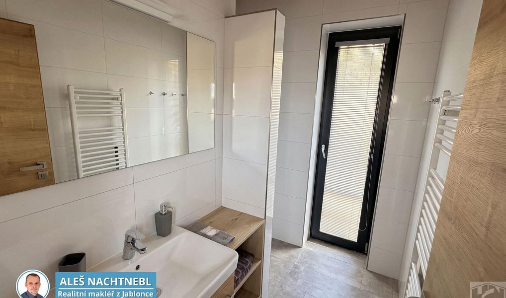 Prodej ubytovacího objektu 178 m², Libuň – náhled fotky 39