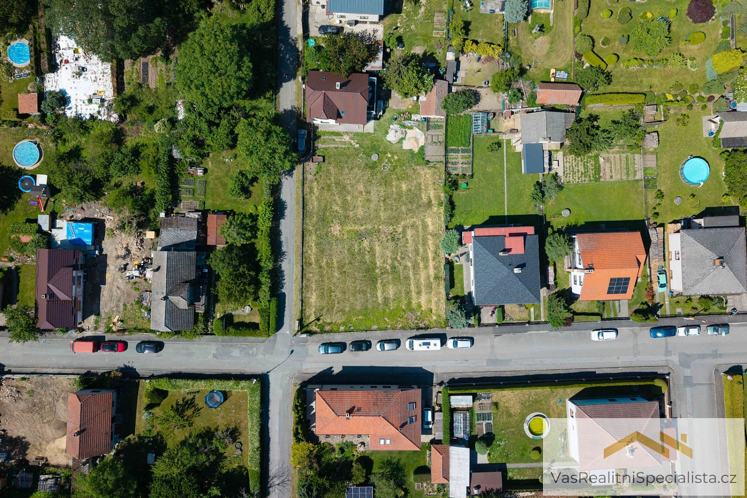 Prodej stavebního pozemku 876 m² — photo 2