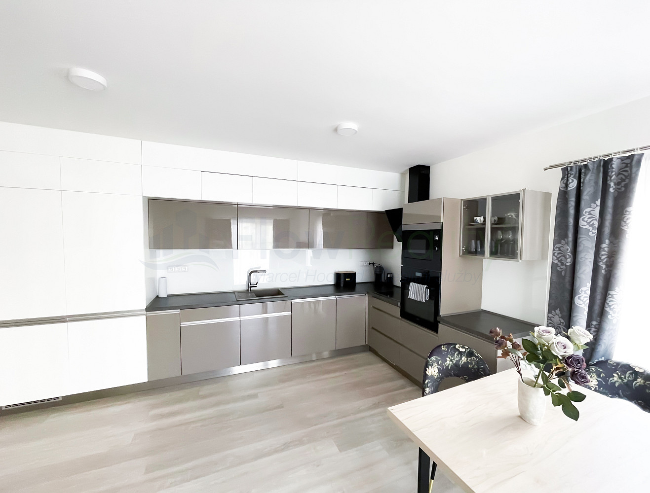 Pronájem bytu 3+kk 91 m² – fotografie 4