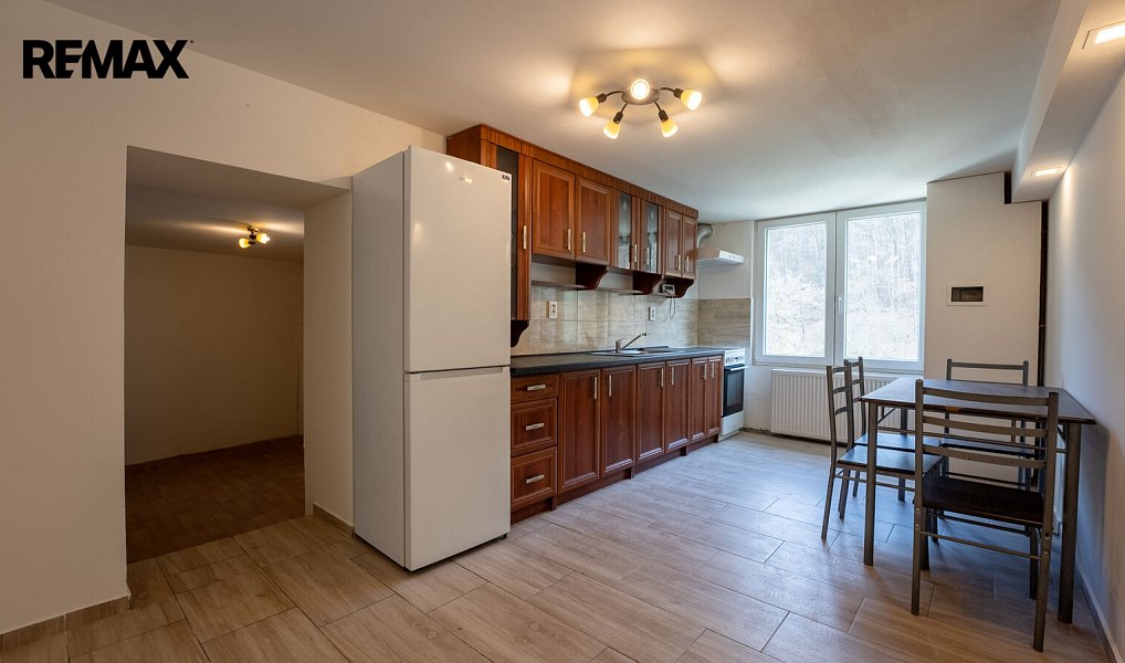 Prodej domu 150 m² s pozemkem 1 024 m², Koryčany – náhled fotky 2