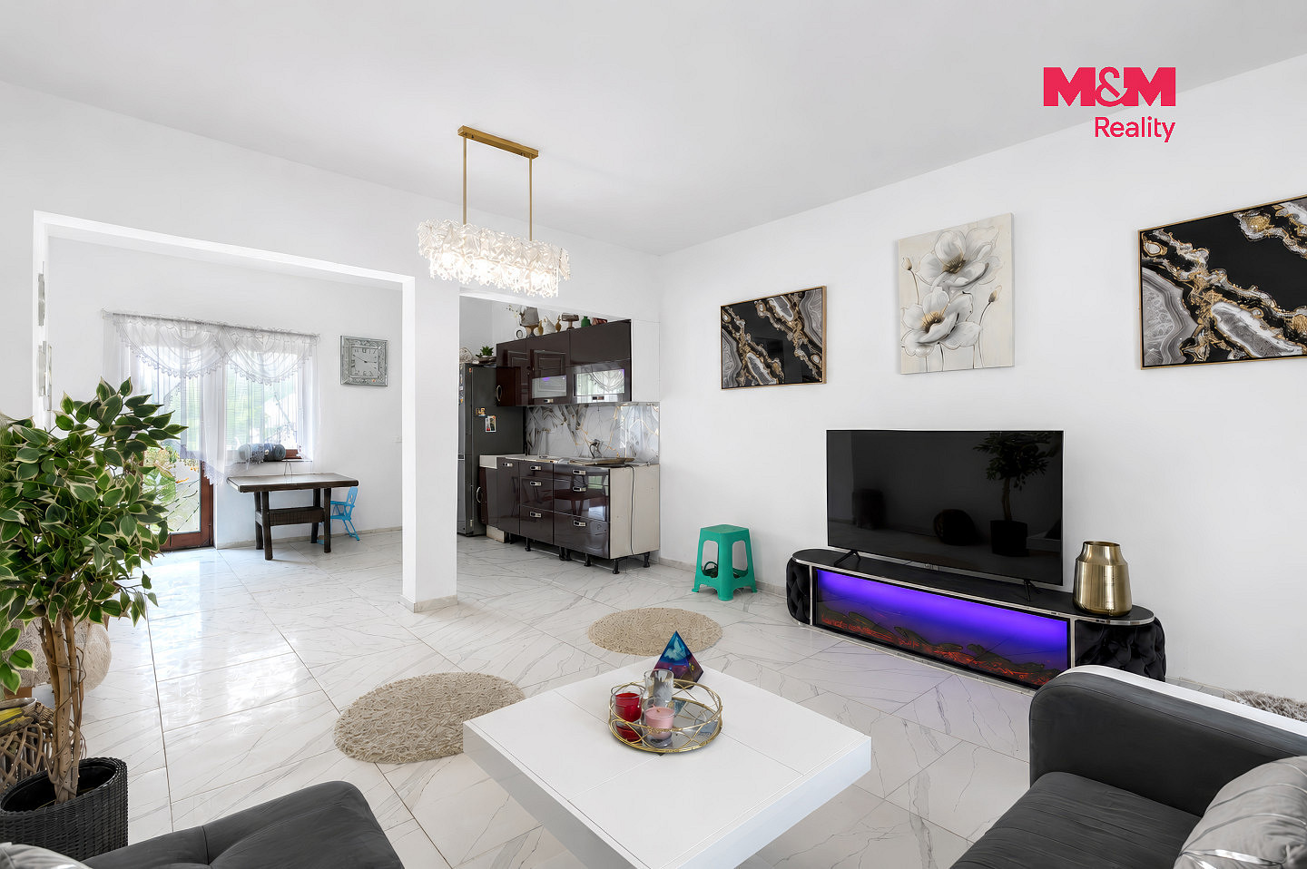 Prodej domu 200 m² s pozemkem 959 m² — photo 2