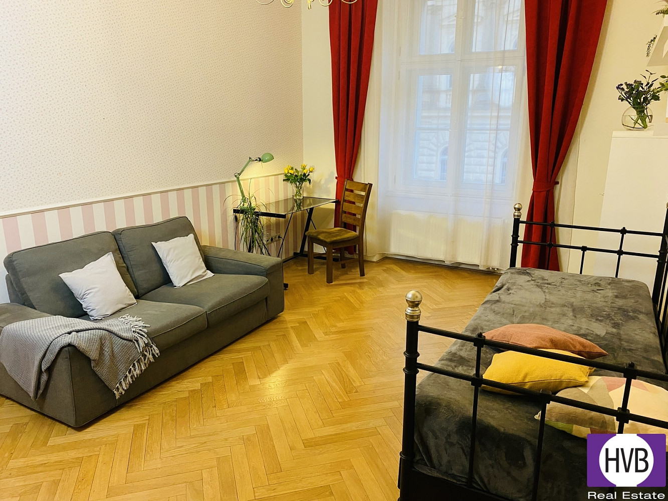 Pronájem bytu 2+kk 53 m² — photo 2