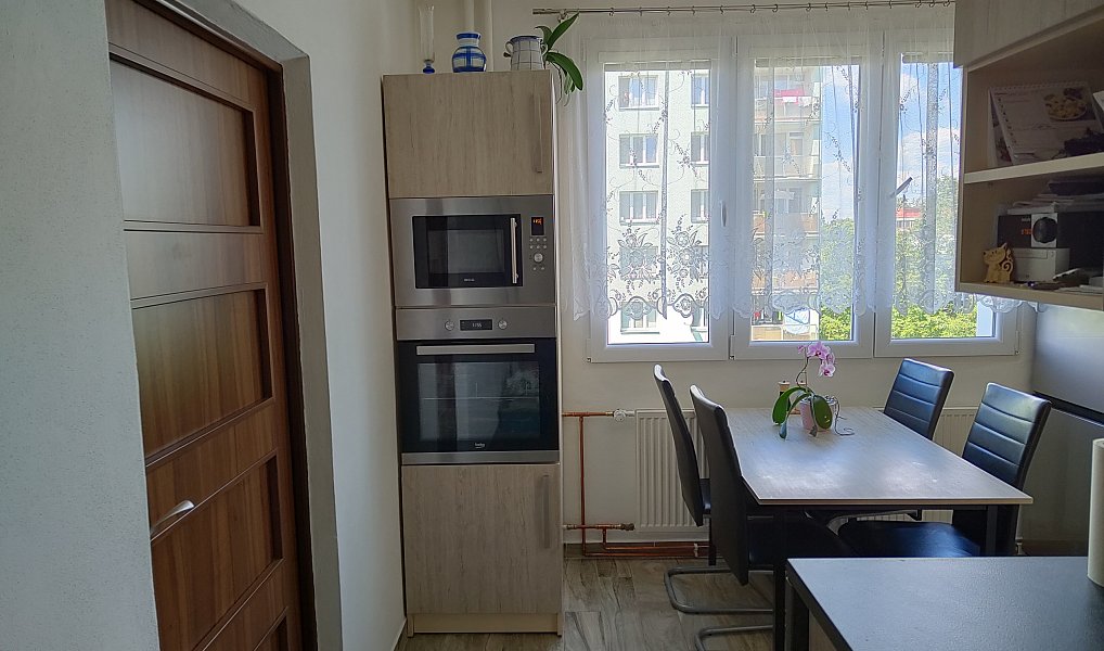 Pronájem bytu 3+1 67 m², Planá – náhled fotky 4