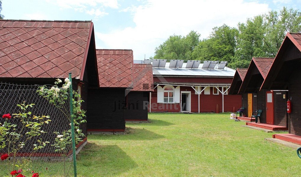 Prodej ubytovacího objektu 1 000 m², Protivín – náhled fotky 20