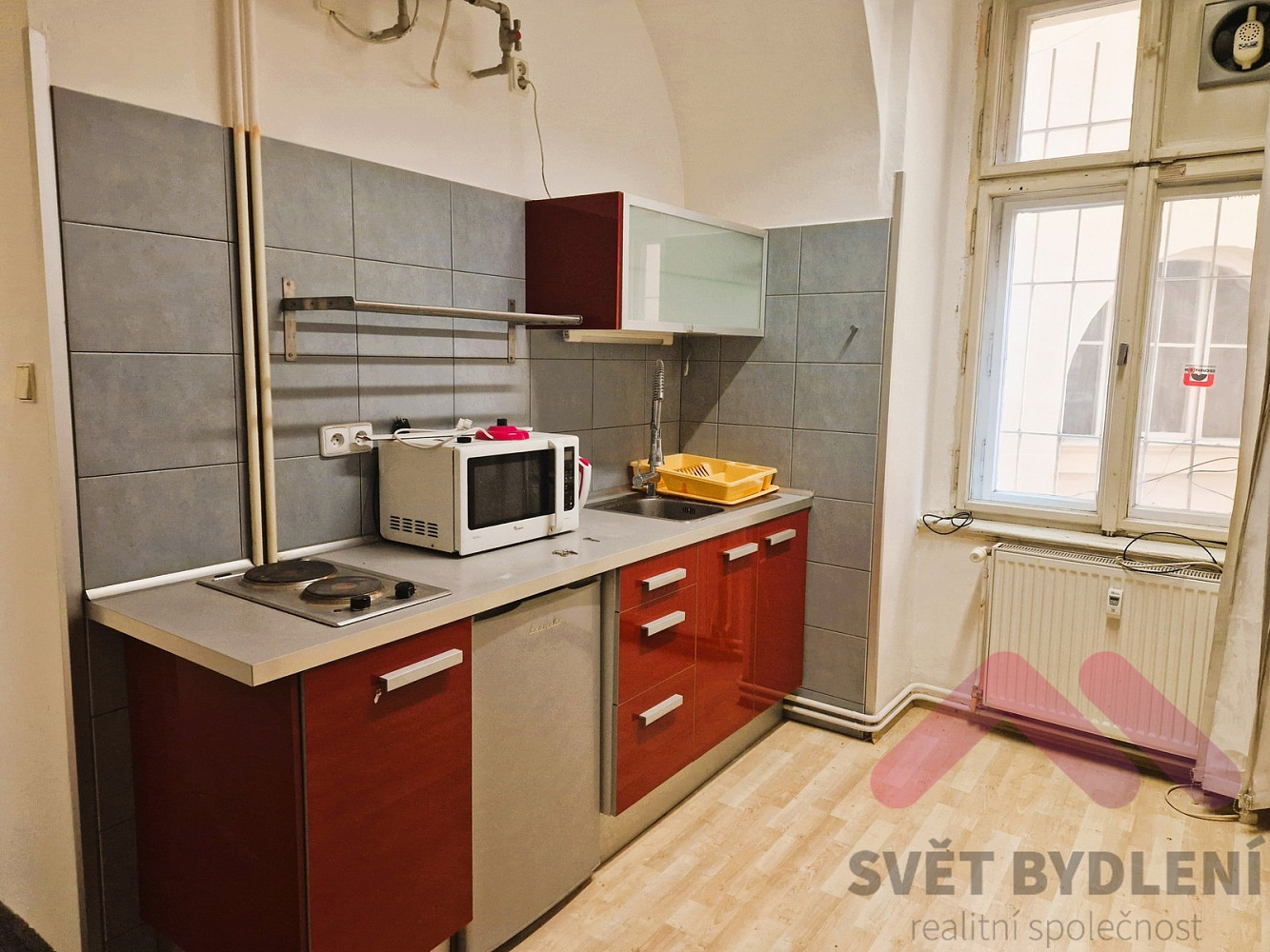 Pronájem kanceláře 140 m² — photo 3
