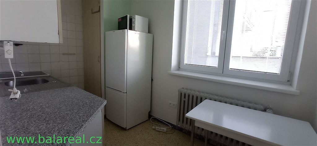 Pronájem bytu 2+1 49 m² — photo 2