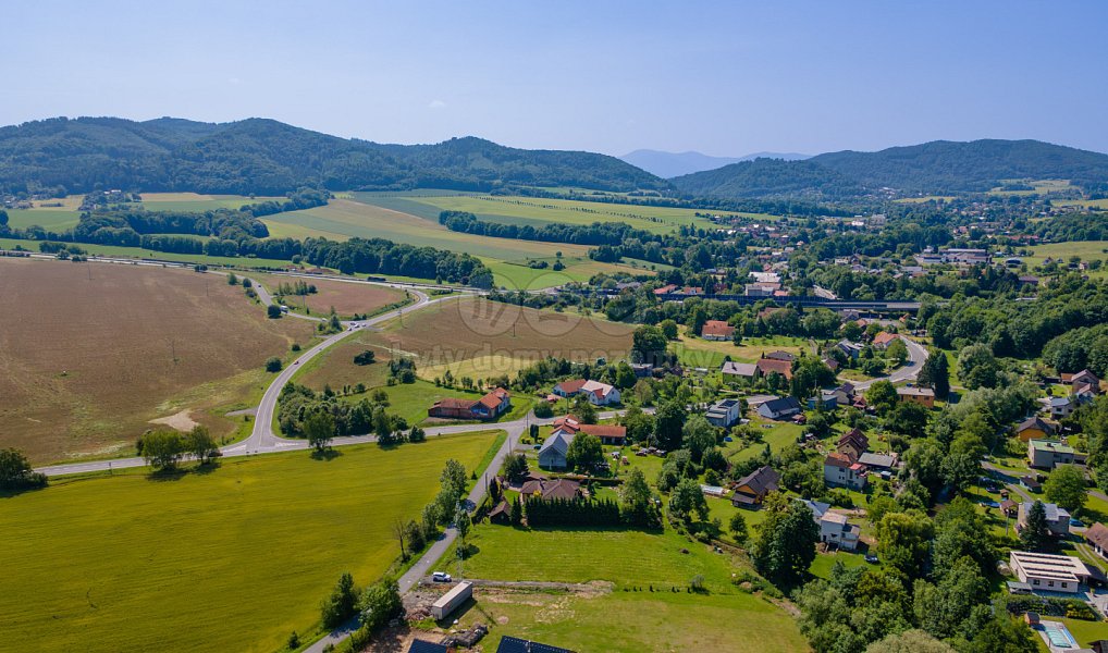Prodej stavebního pozemku 1 978 m², Hukvaldy – náhled fotky 11
