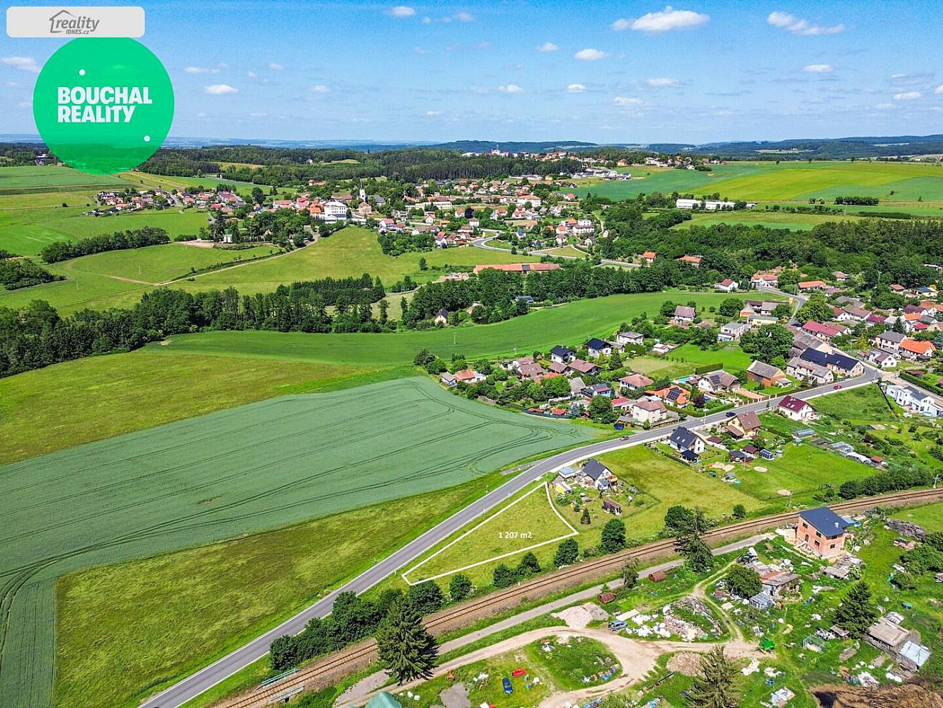 Prodej stavebního pozemku 1 207 m² – pohled 6