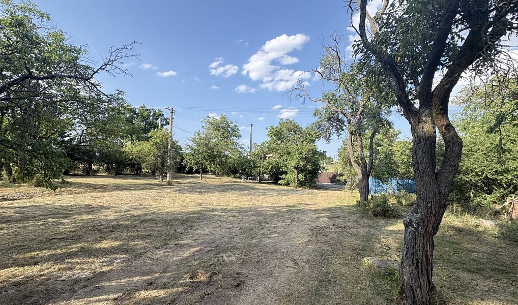 Prodej stavebního pozemku 808 m², Husinec – náhled fotky 2