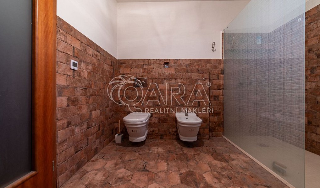 Prodej domu 105 m² s pozemkem 2 043 m², Lochovice – náhled fotky 17
