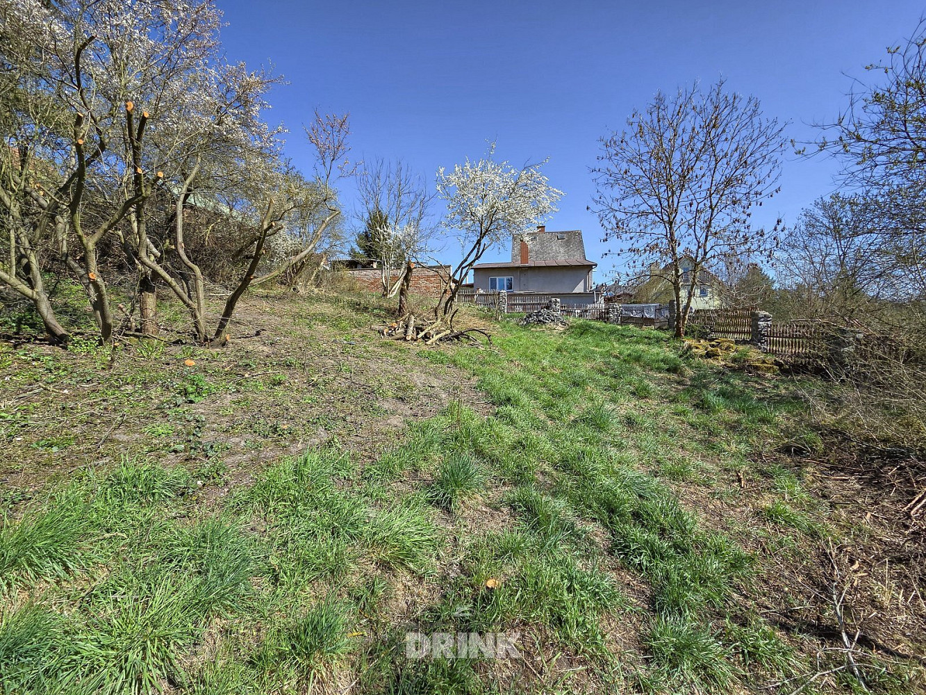 Prodej stavebního pozemku 588 m² – fotografie 5