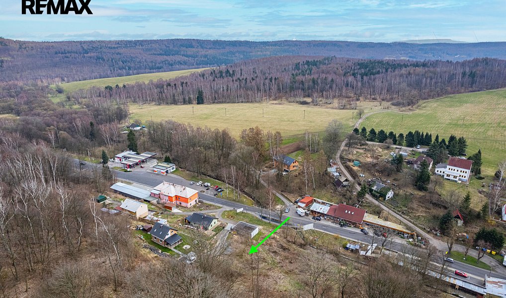 Prodej stavebního pozemku 1 218 m², Petrovice – náhled fotky 8