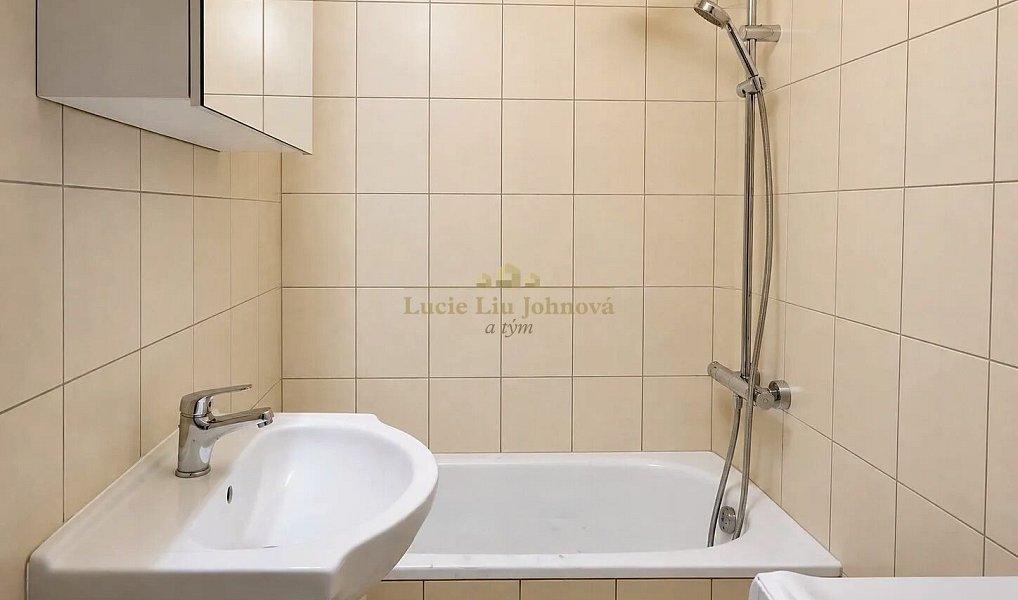 Prodej bytu 2+kk 41 m², Praha – náhled fotky 6