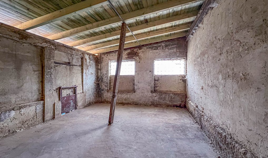 Prodej výrobních prostor 500 m², Staré Křečany – náhled fotky 25