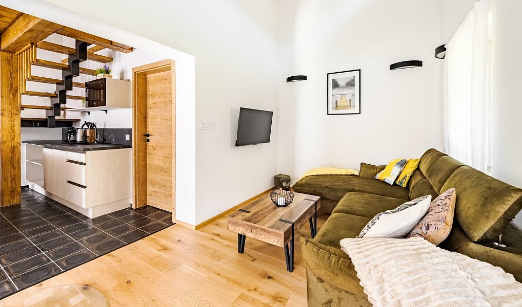 Prodej domu 156 m² s pozemkem 1 485 m², Horní Planá – náhled fotky 9