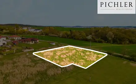 Prodej stavebního pozemku 1 932 m², Plzeň