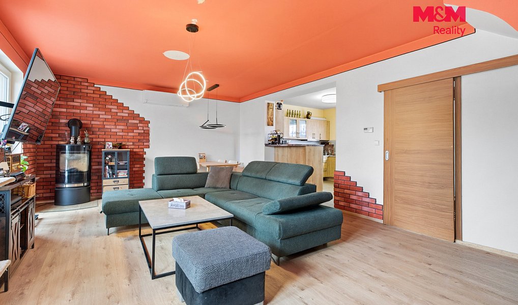 Prodej domu 124 m² s pozemkem 341 m², Býkev – náhled fotky 3