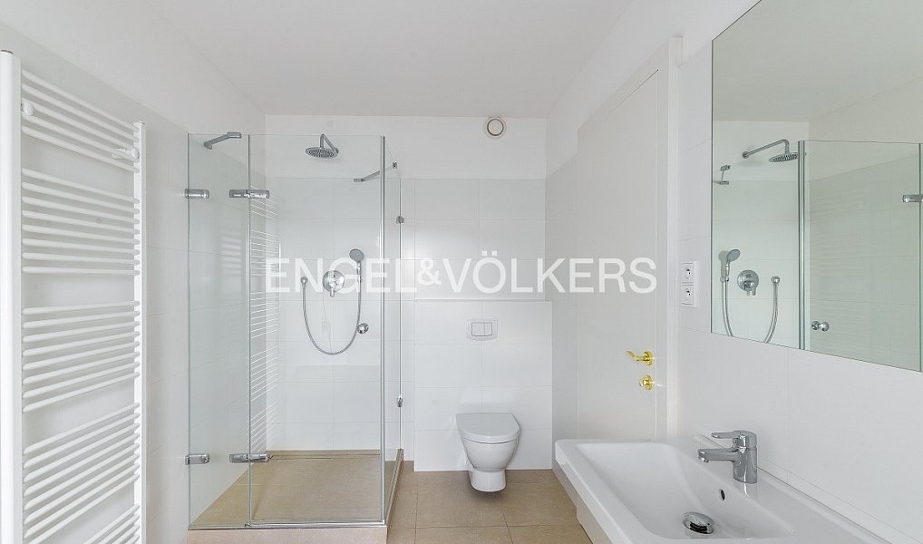 Pronájem bytu 4+kk 168 m², Praha – náhled fotky 7