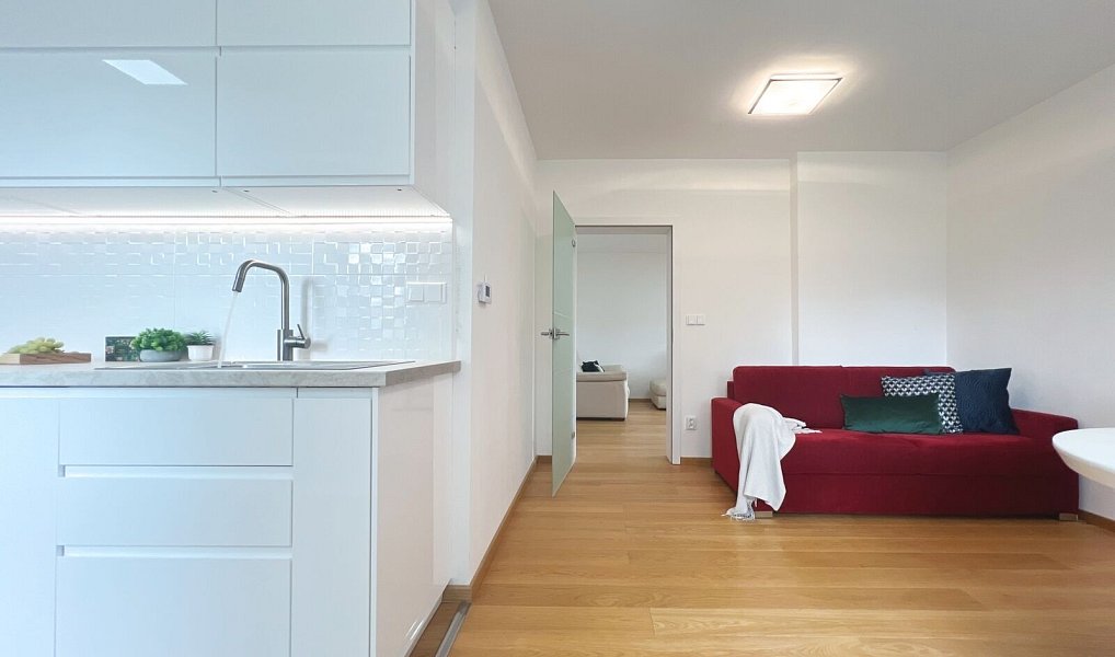 Prodej bytu 3+kk 74 m², Luhačovice – náhled fotky 8