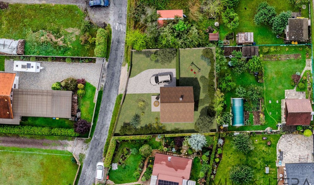 Prodej chaty/chalupy 32 m² s pozemkem 394 m², Rokycany – náhled fotky 12