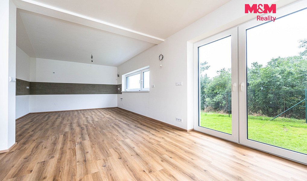 Prodej domu 248 m² s pozemkem 1 542 m², Žižice – náhled fotky 5