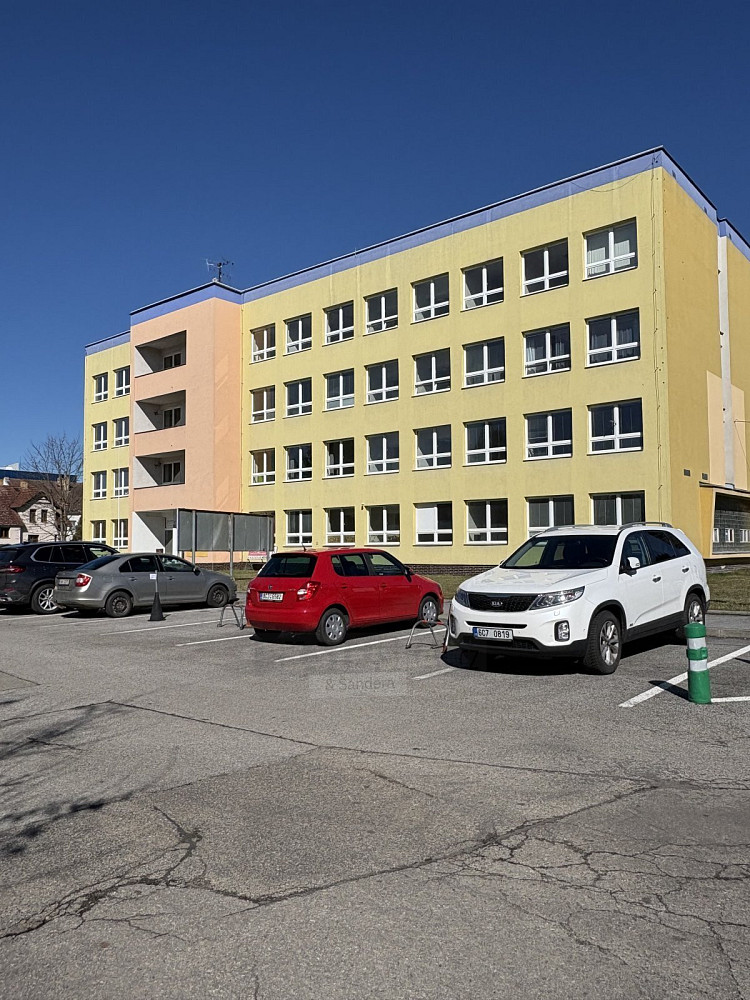 Pronájem kanceláře 71 m² – fotografie 4
