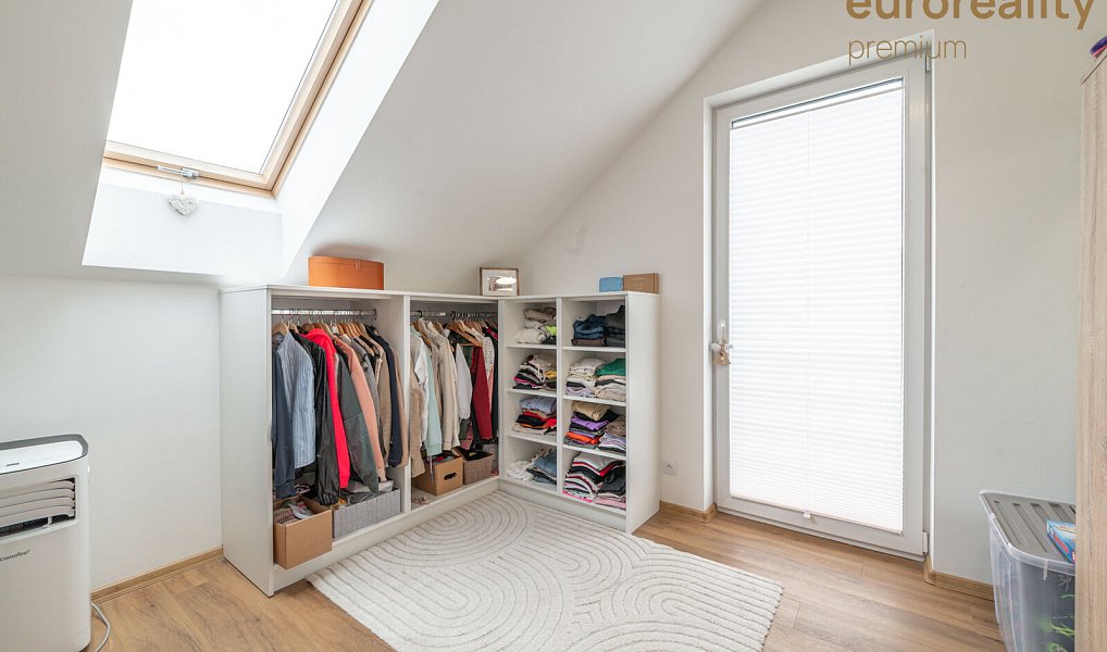 Prodej domu 100 m² s pozemkem 368 m², Chodová Planá – náhled fotky 15