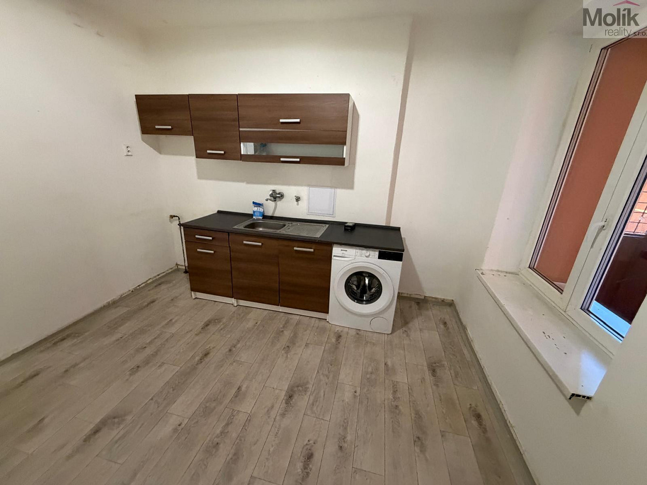 Prodej bytu 2+1 58 m² – fotografie 3