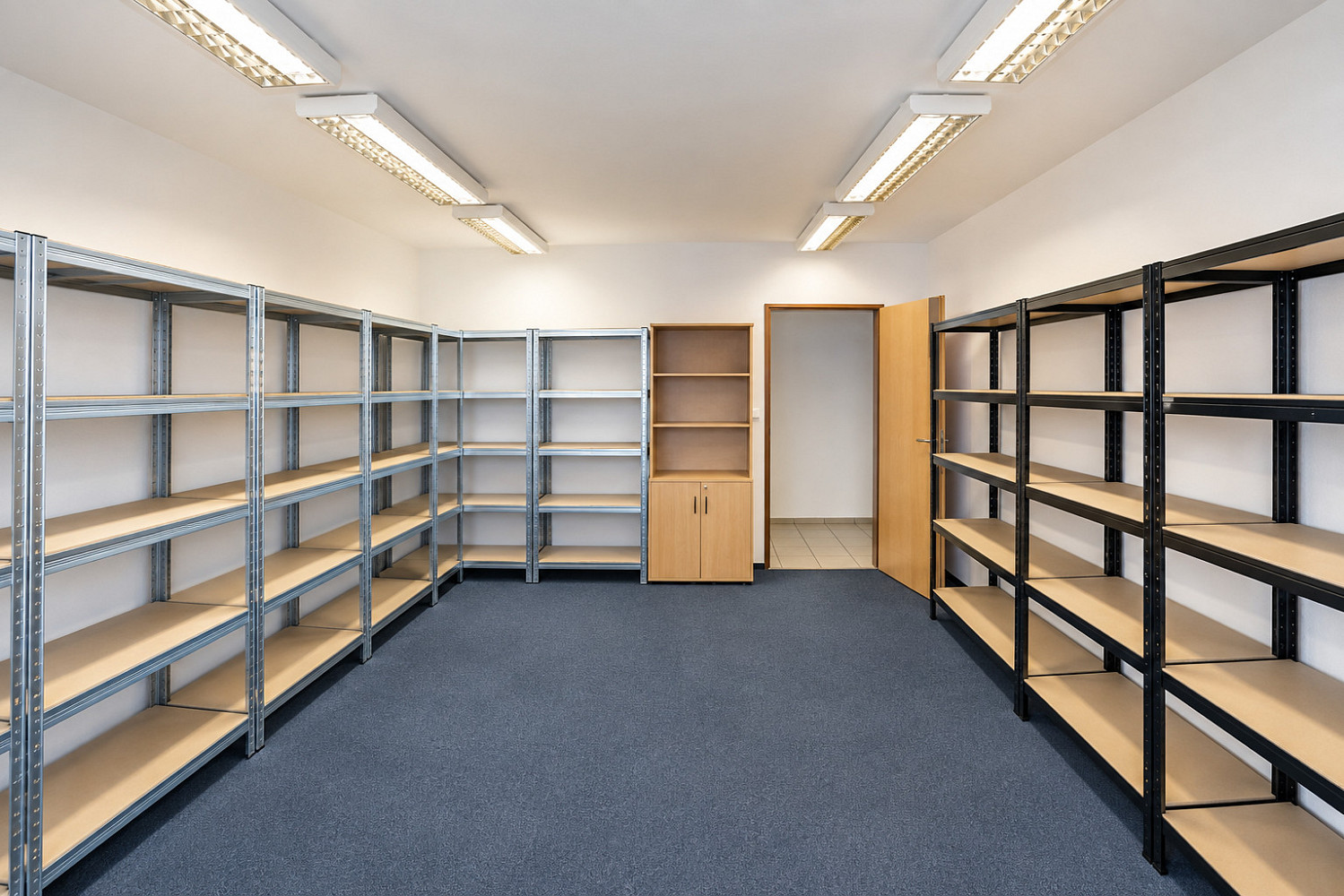 Pronájem kanceláře 12 m² – fotografie 4