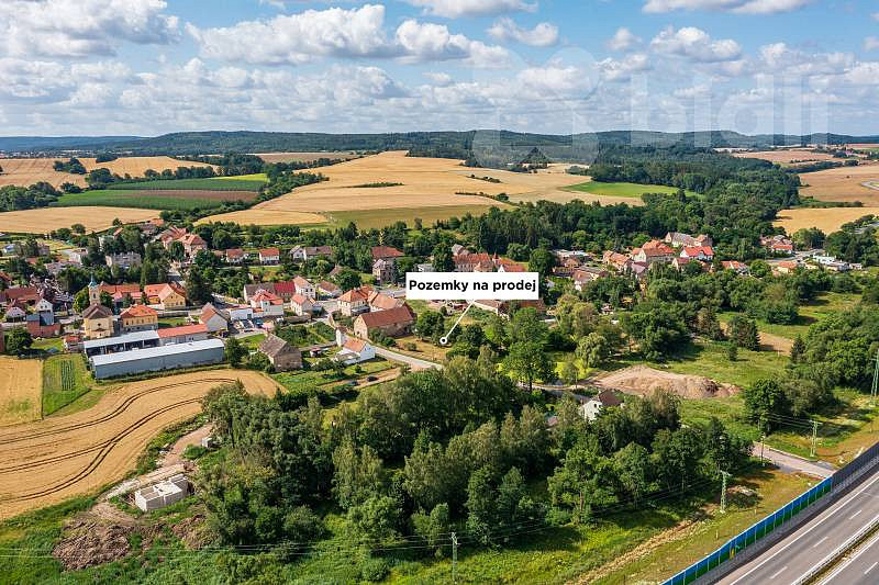 Prodej stavebního pozemku 1 773 m² – fotografie 2
