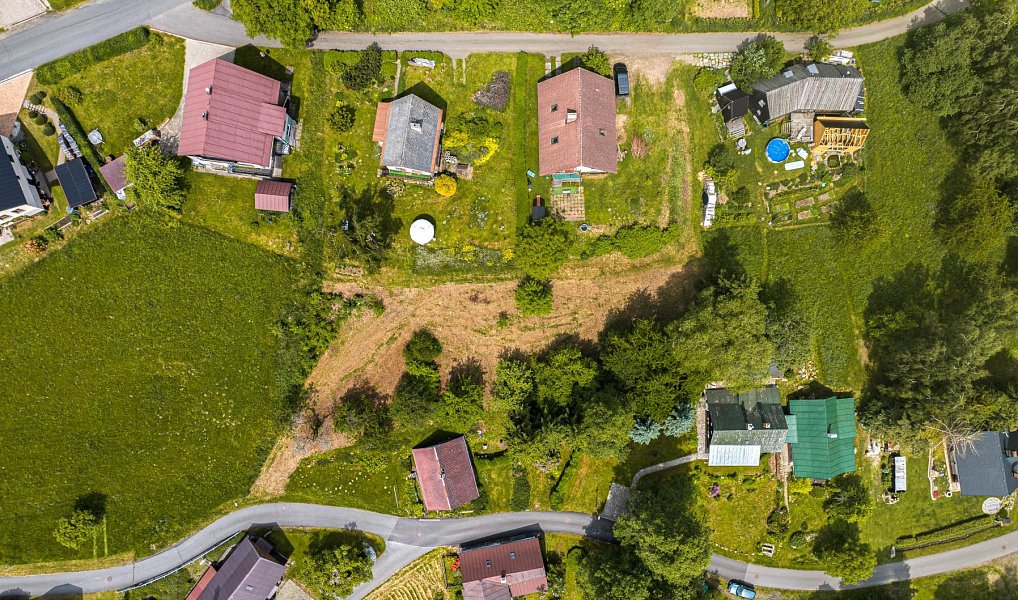Prodej stavebního pozemku 1 785 m², Vysoké nad Jizerou – náhled fotky 3