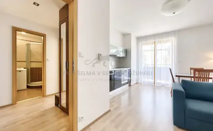 Pronájem bytu 2+kk 45 m², Na Zatlance, Praha 5 - Smíchov