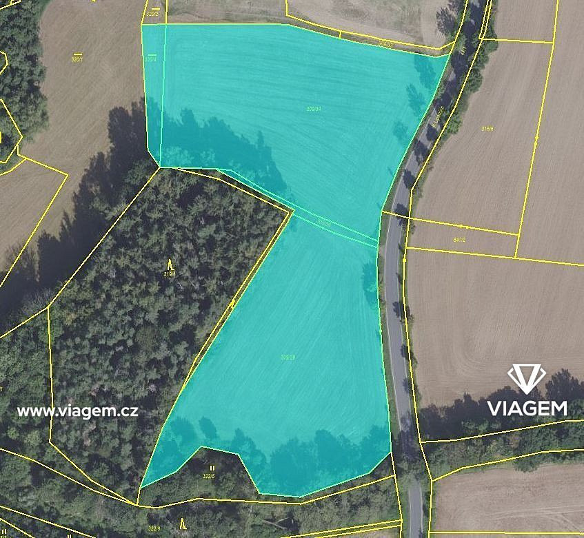 Pole 15 798 m², Podíl 50 % o výměře 8 516 m² – pohled 3