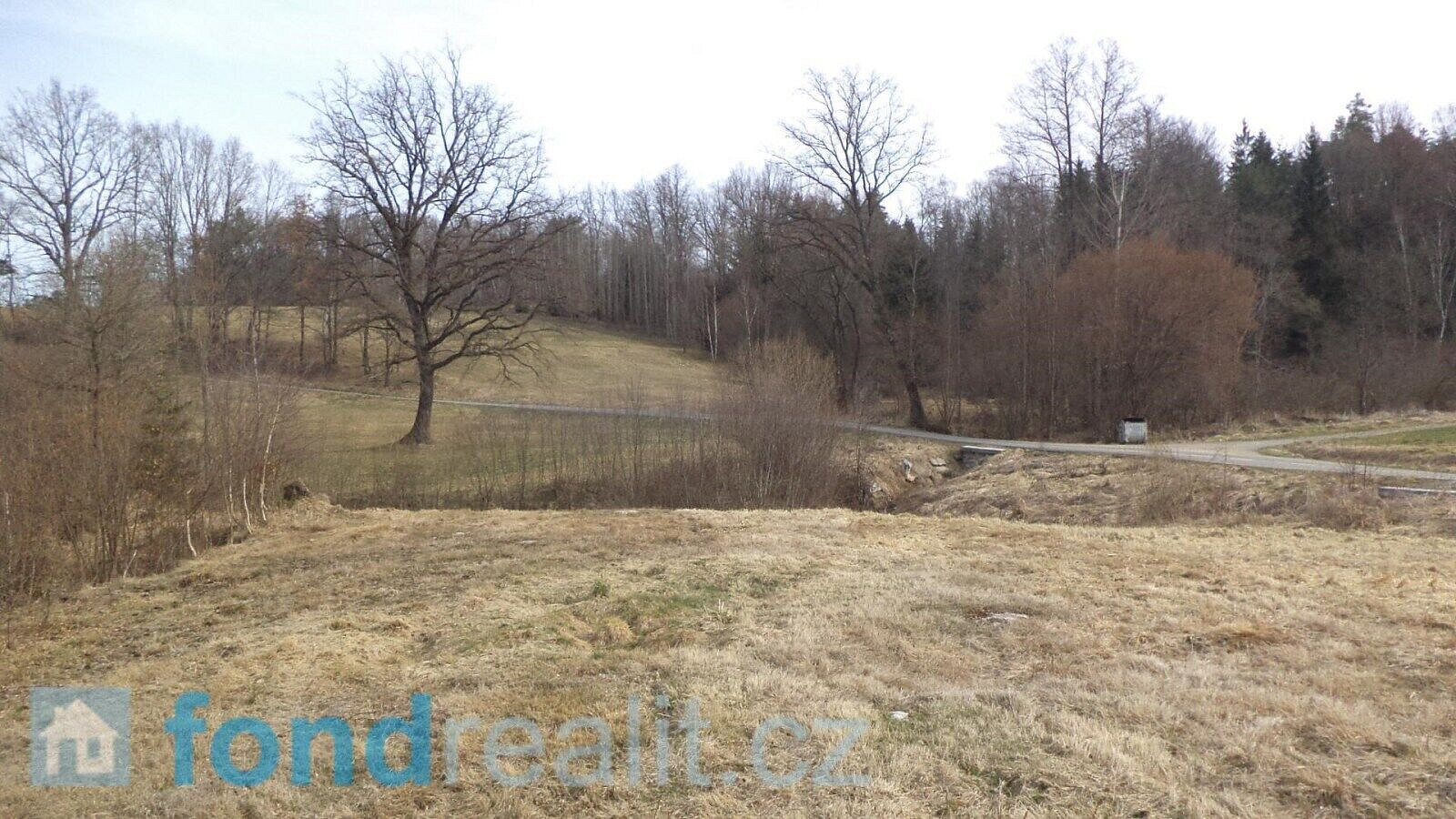 Prodej pozemku 2 337 m² – fotografie 2