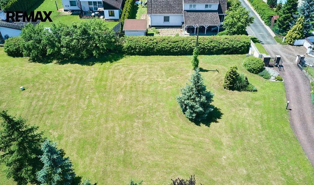 Prodej stavebního pozemku 1 567 m², Býšť – náhled fotky 5
