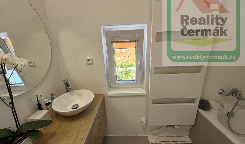 Prodej domu 300 m² s pozemkem 830 m², Holýšov – náhled fotky 14