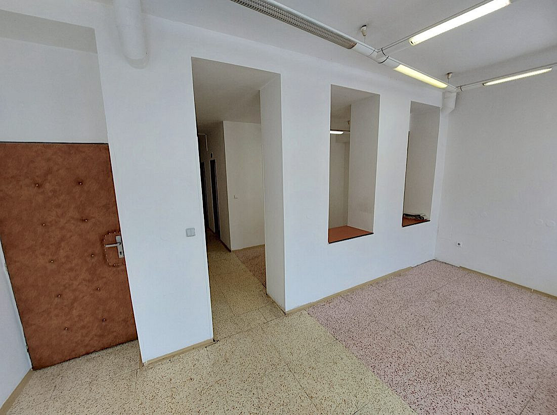Pronájem kanceláře 40 m² – fotografie 4