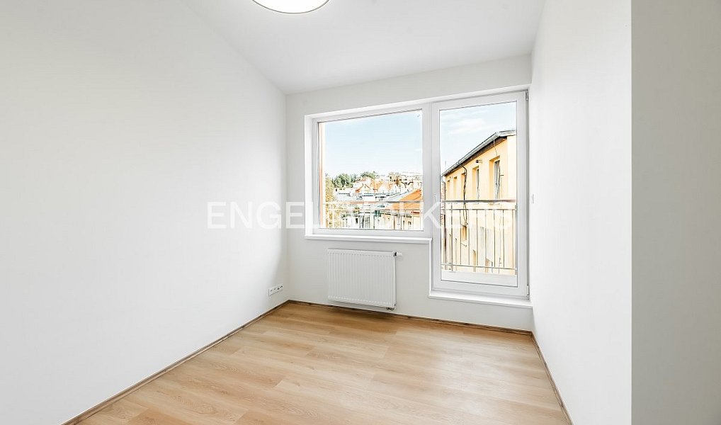 Pronájem bytu 3+kk 80 m², Praha – náhled fotky 4