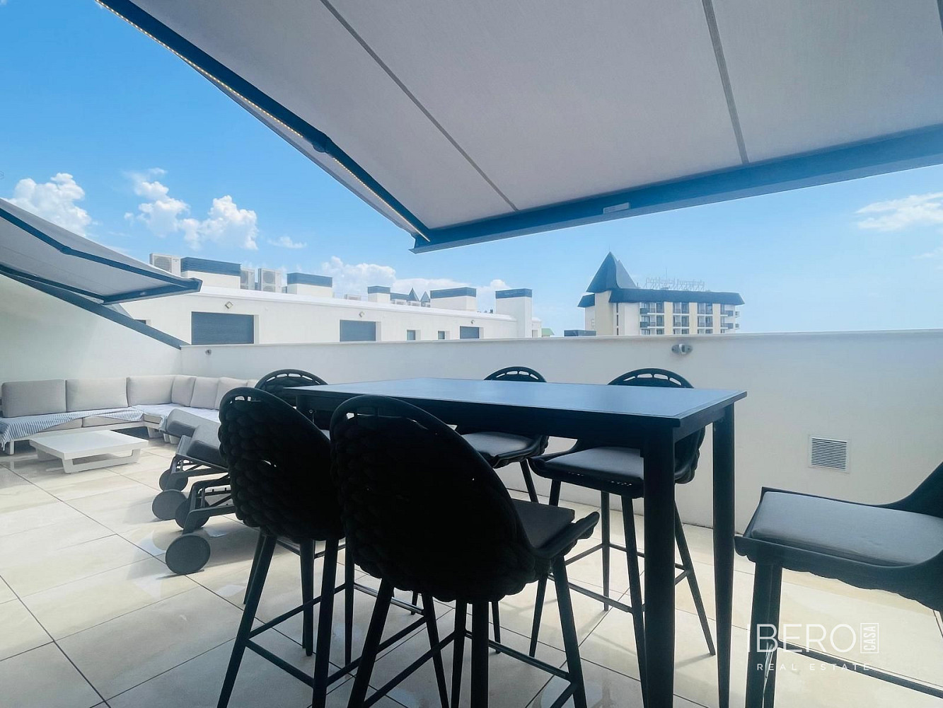 Prodej bytu 4+kk 166 m² - Més