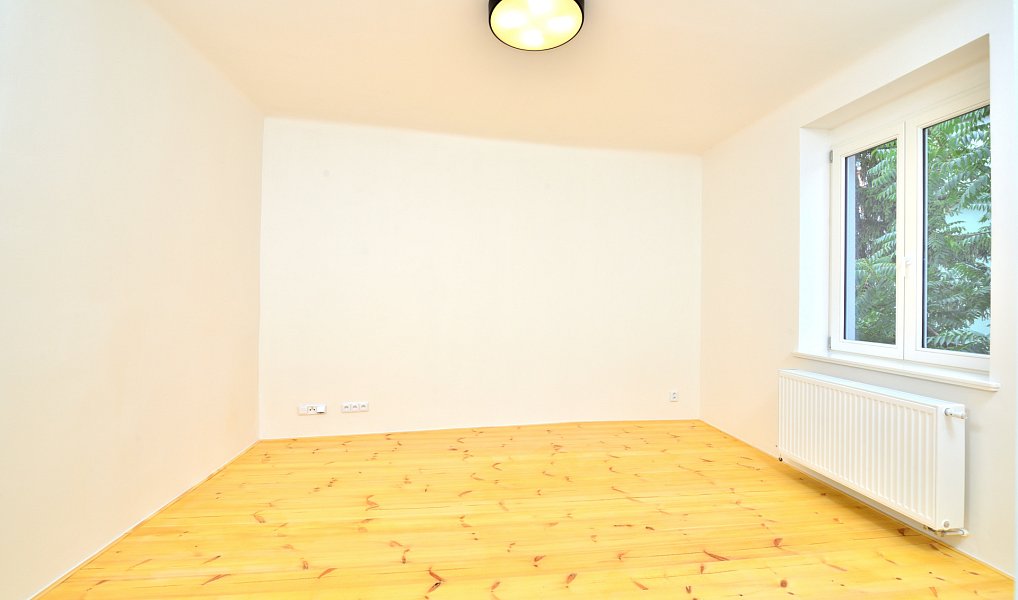 Pronájem bytu 3+kk 82 m², Praha – náhled fotky 3