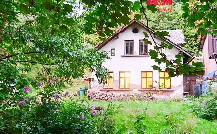Prodej domu 180 m² s pozemkem 1 842 m², Libštát, okres Semily