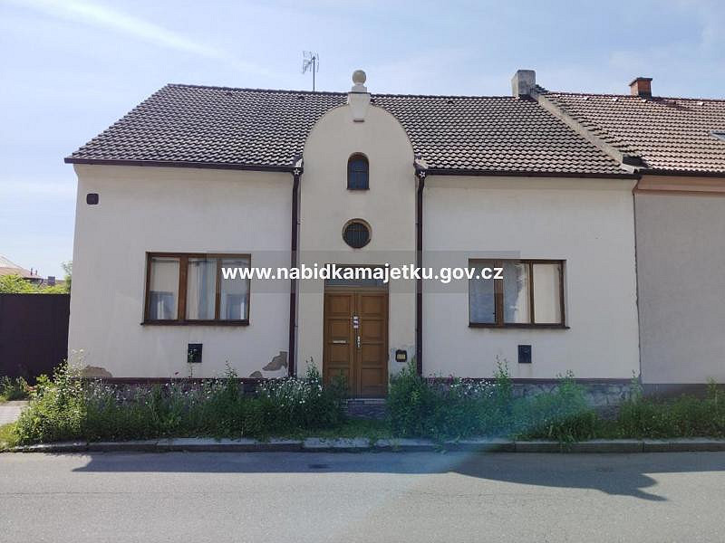 Prodej domu 98 m² s pozemkem 279 m² – fotografie 2