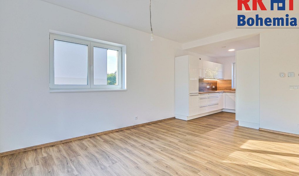 Prodej domu 114 m² s pozemkem 449 m², Klučov – náhled fotky 10