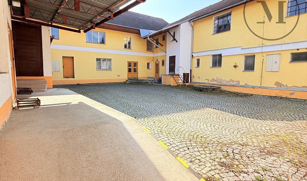 Pronájem komerčního objektu (jiného typu) 120 m², Netolice – náhled fotky 13